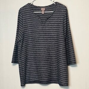 Chicos Top V-Neck Chicos-Sz 2-Large 3/4 Sleeve Striped.